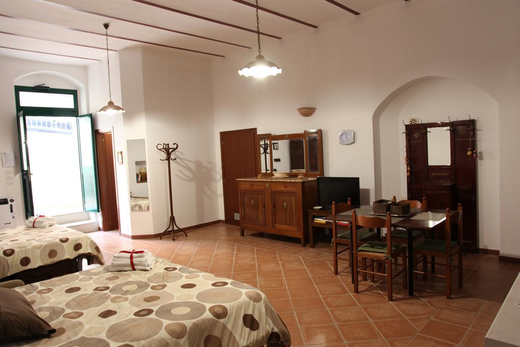 In Centro Holiday Home マテーラ エクステリア 写真